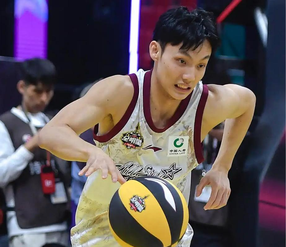 里程碑夜!广州队绝杀压哨;NBA季后赛今晚刷纪录;话题不断;医务组通报恢复的简单介绍 里程碑夜!广州队绝杀压哨;NBA季后赛今晚刷纪录;话题不断;医务组通报恢复的简单介绍