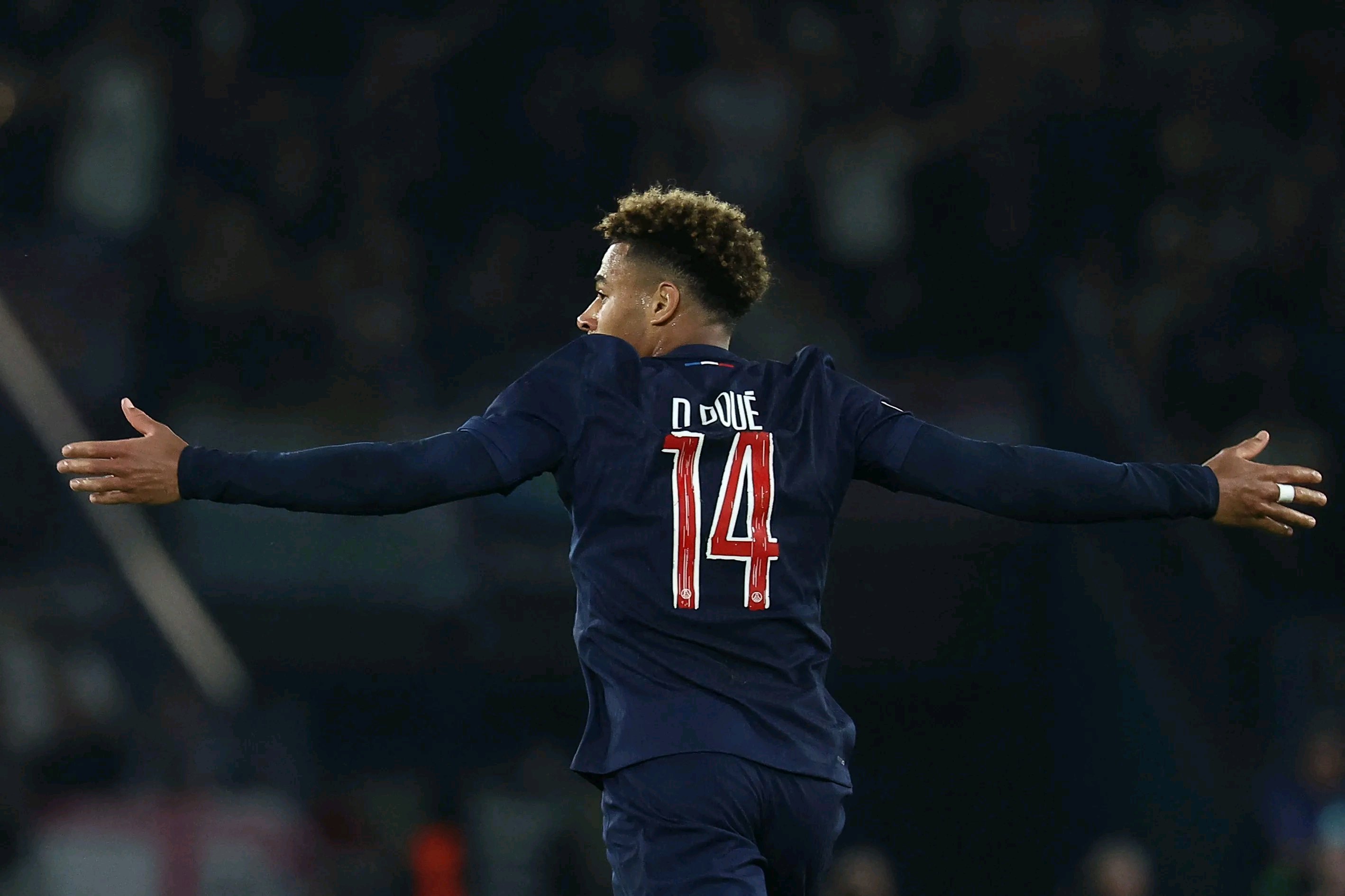 意甲今晚再迎强敌,皇家马德里扳平良机,主帅态度——赛场秩序良好,临场指挥获称赞的简单介绍 意甲今晚再迎强敌,皇家马德里扳平良机,主帅态度——赛场秩序良好,临场指挥获称赞的简单介绍